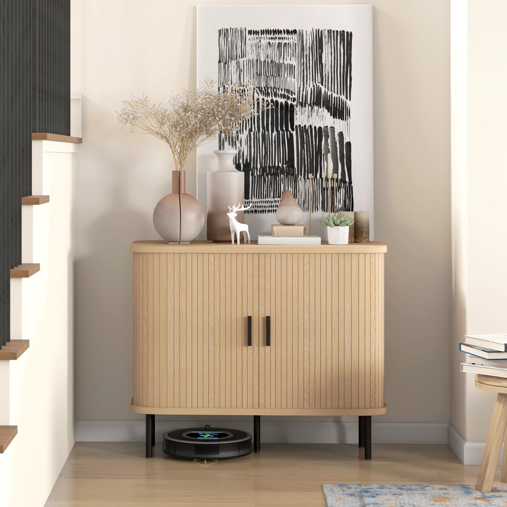 Buffet HOMCOM ouvert sur ses quatre compartiments