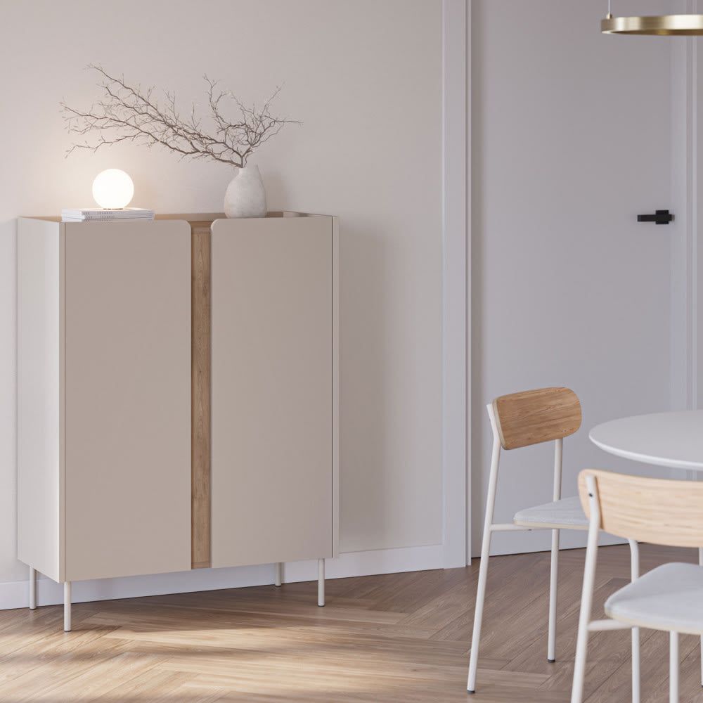 Détail du plateau en bois brut du buffet BOXY