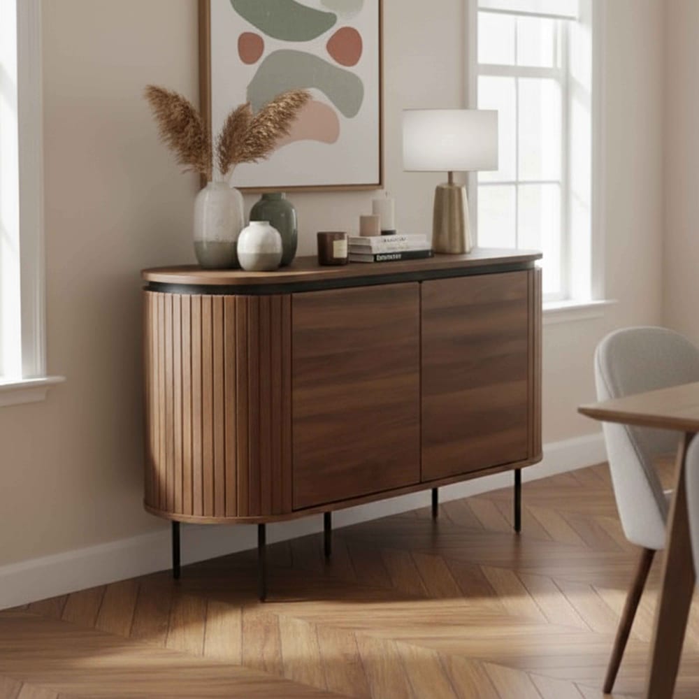 Détail du décor bois foncé du buffet HEMERA