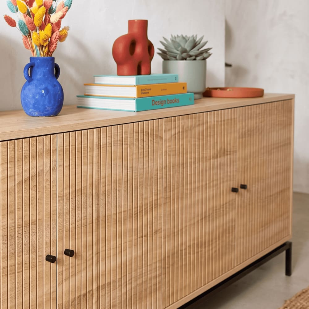 Buffet TALIA portes ouvertes sur les tablettes