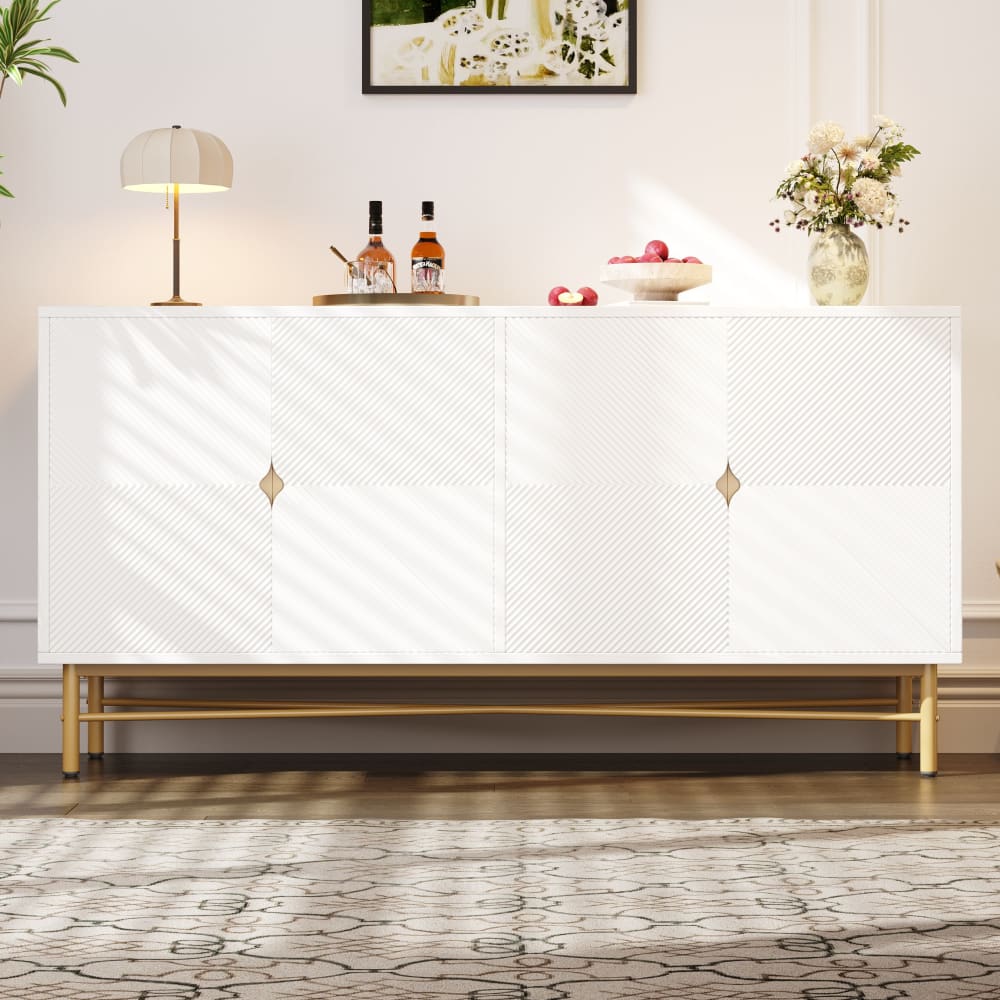 Détail de la texture striée du buffet URBAN MEUBLE