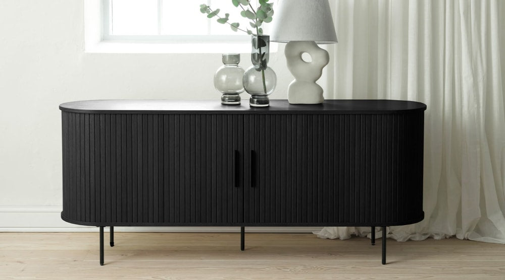 Détail de l'effet strié du buffet ALBA