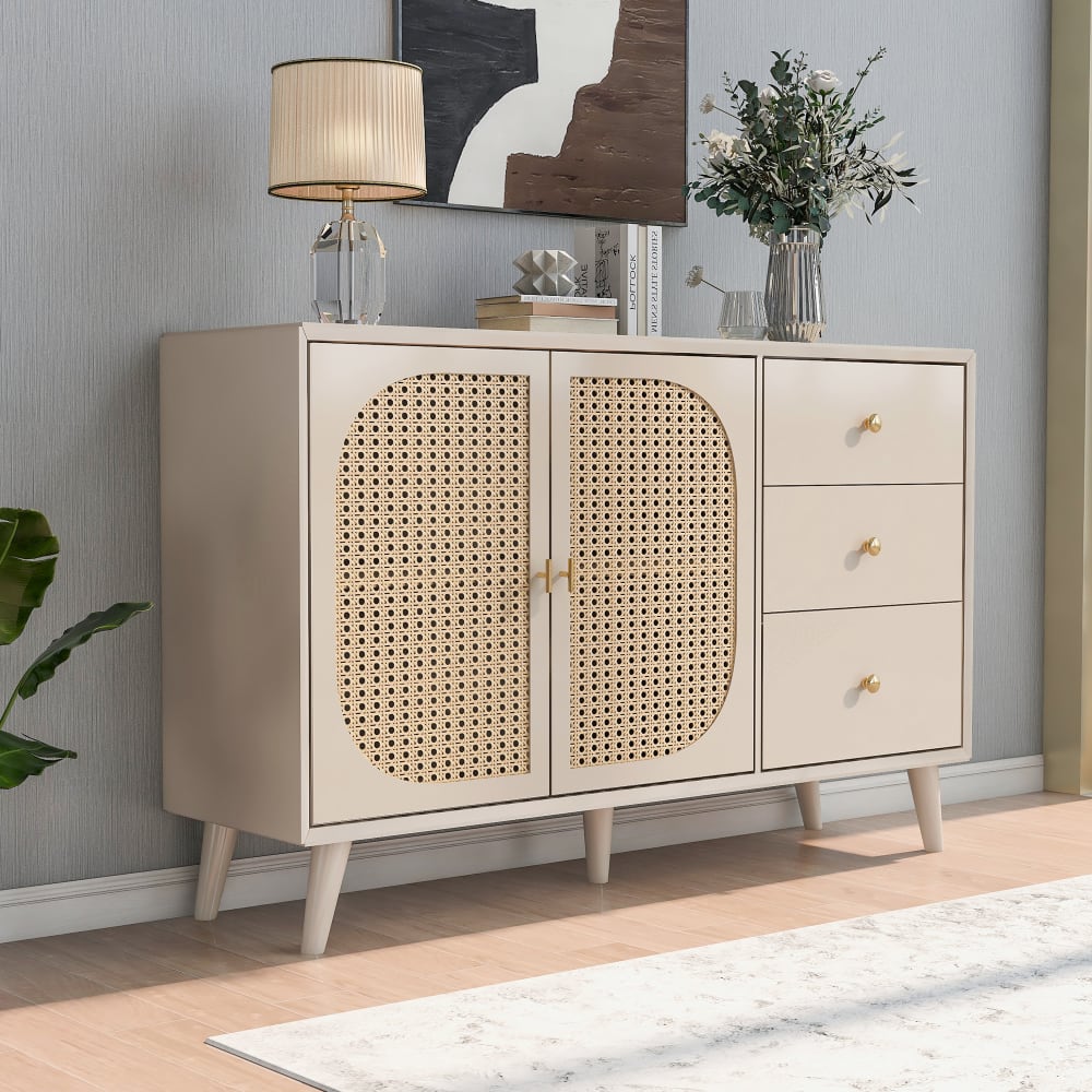 Détail des portes en rotin du buffet URBAN MEUBLE