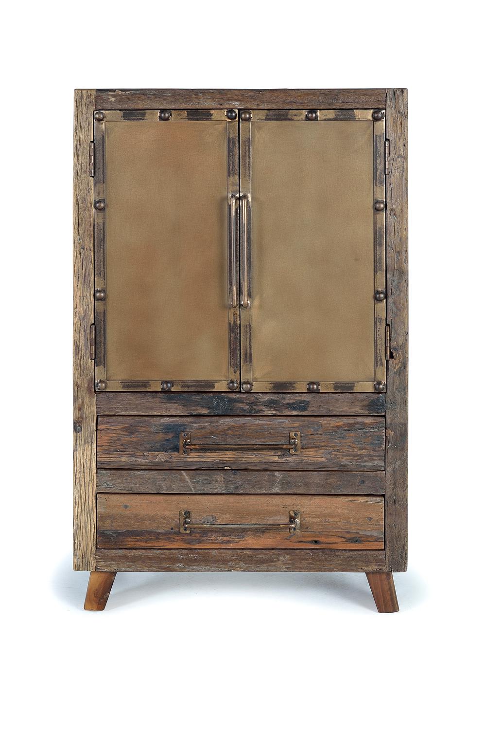 Détail des portes en métal oxydé du buffet SUNDERLAND