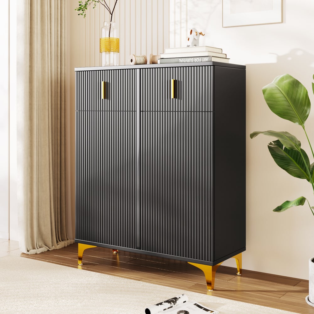 Détail des façades striées du buffet URBAN MEUBLE