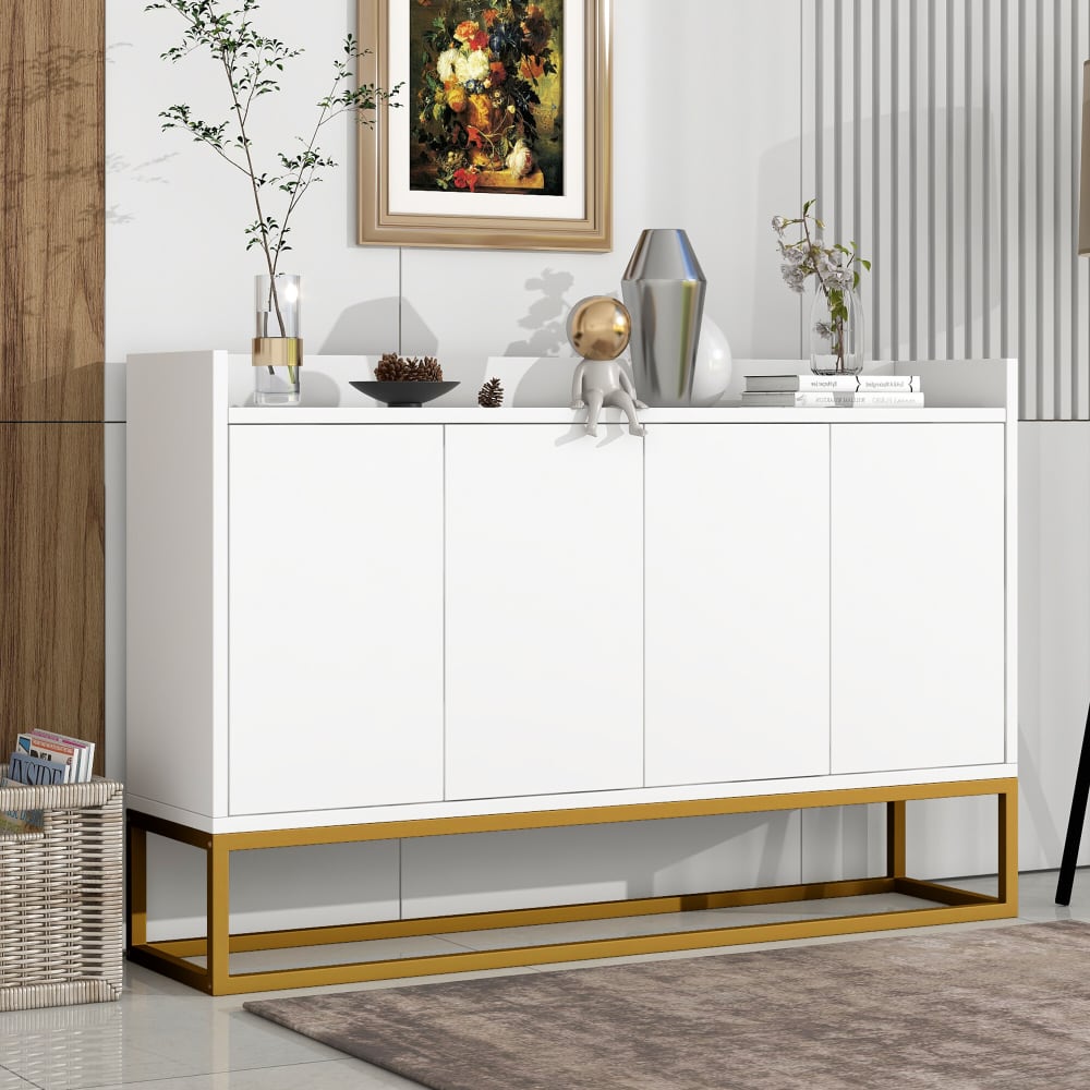 Détail du piètement doré du buffet URBAN MEUBLE