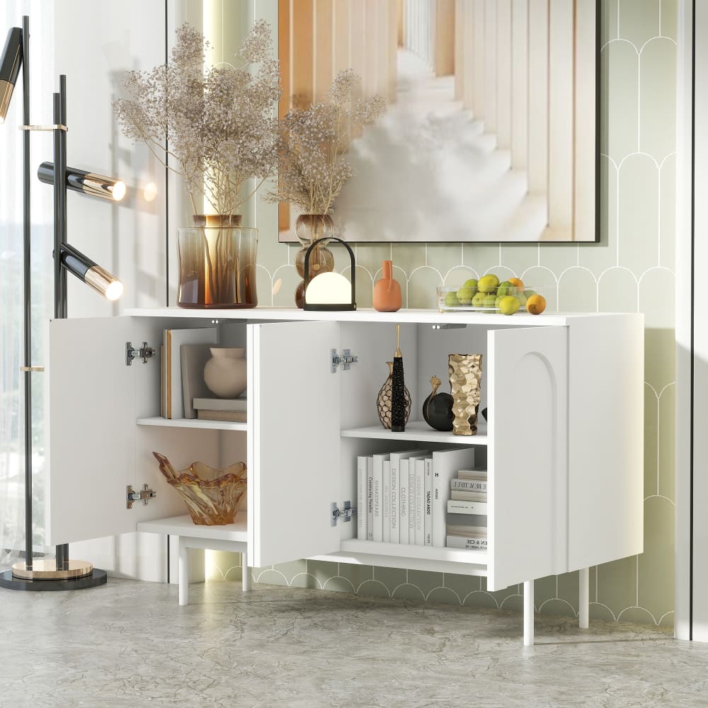 Buffet URBAN MEUBLE ouvert sur ses étagères réglables