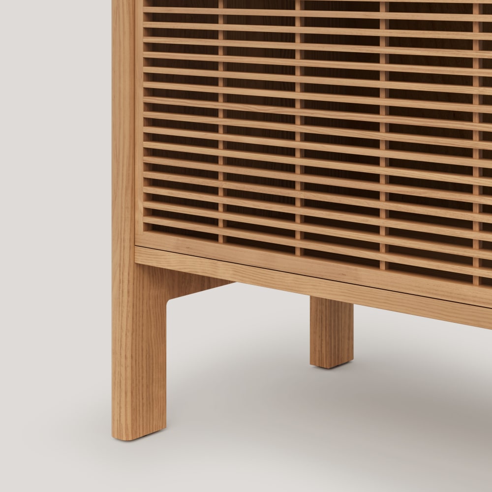 Buffet BASTER avec ses vinyles rangés