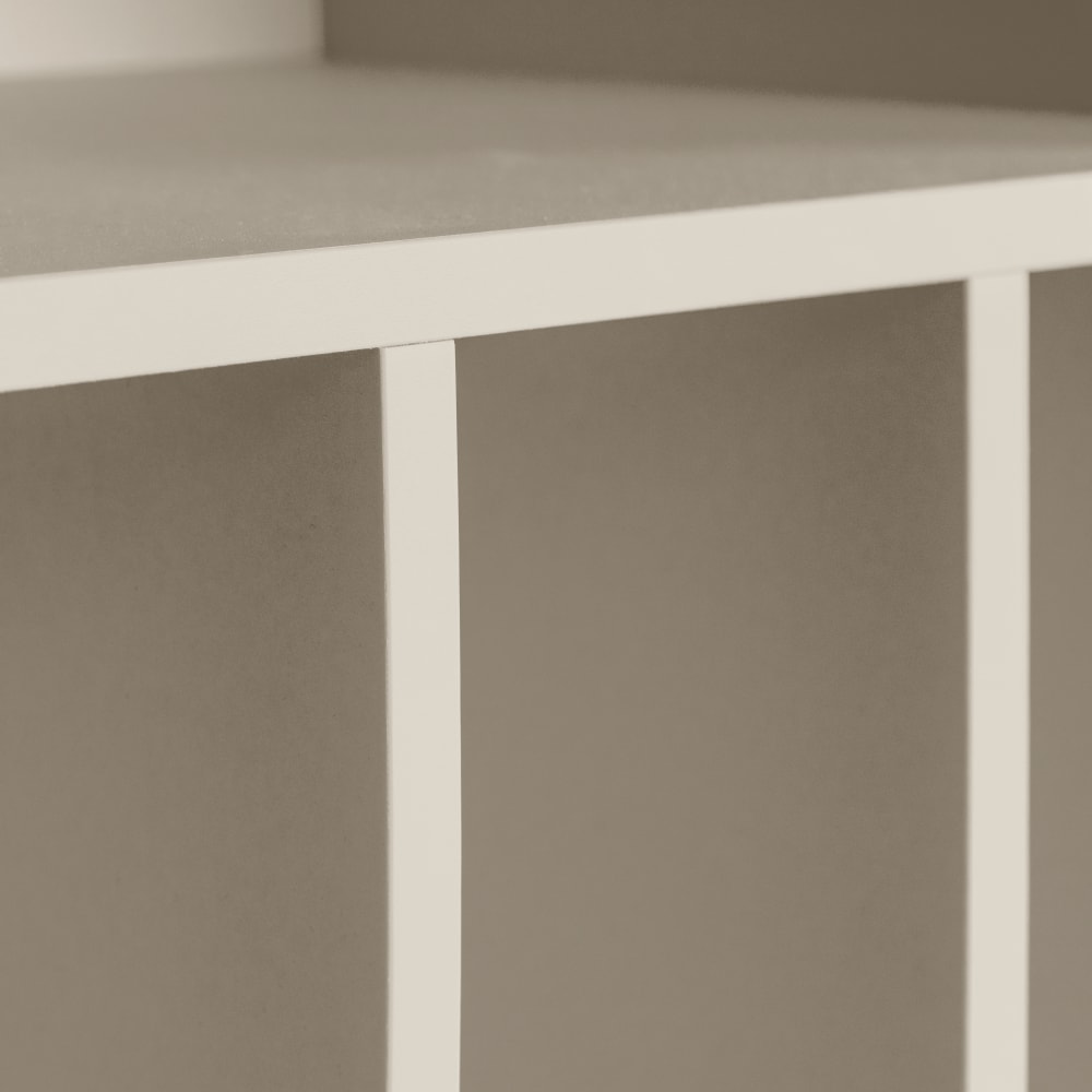 Buffet RNT BY REALLY NICE THINGS installé dans un bureau