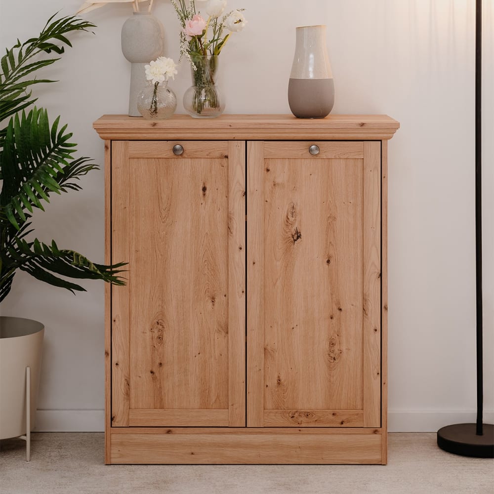Détail des poignées boutons du buffet TIMBER
