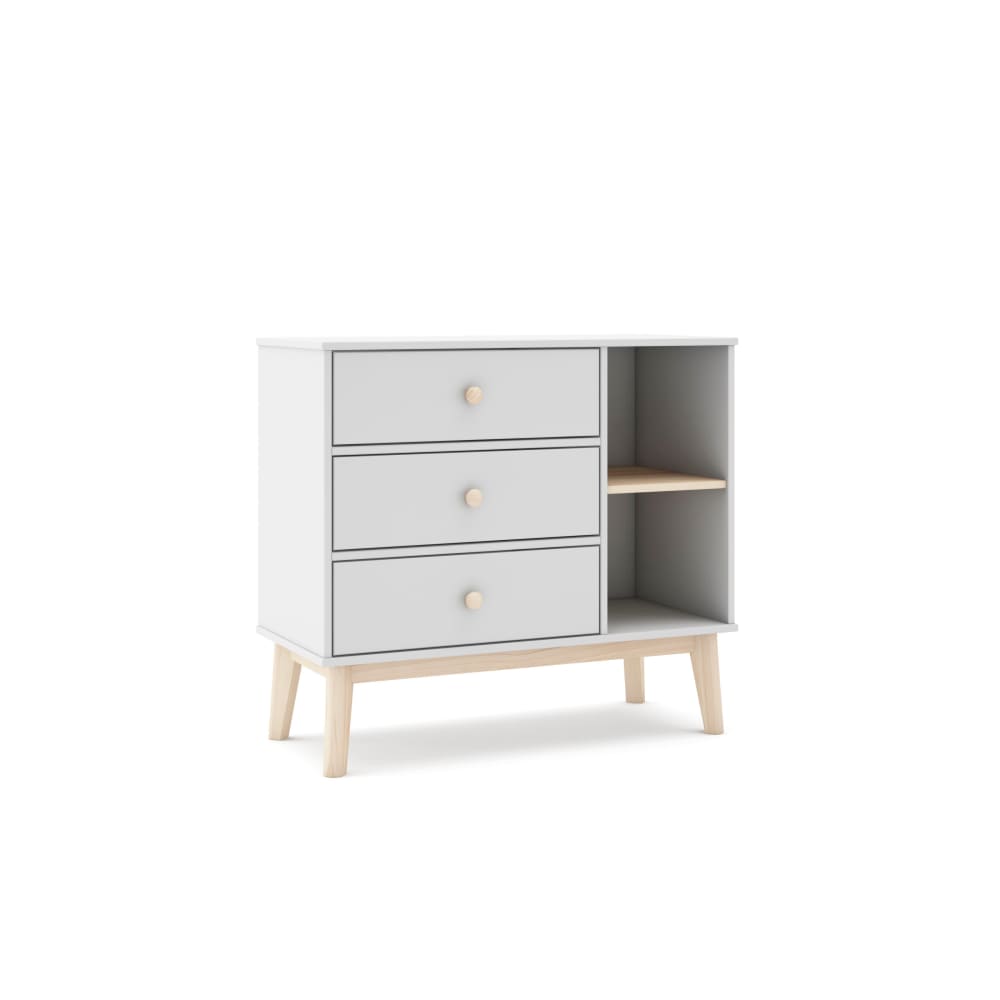 Détail des boutons en bois clair du buffet ELISE
