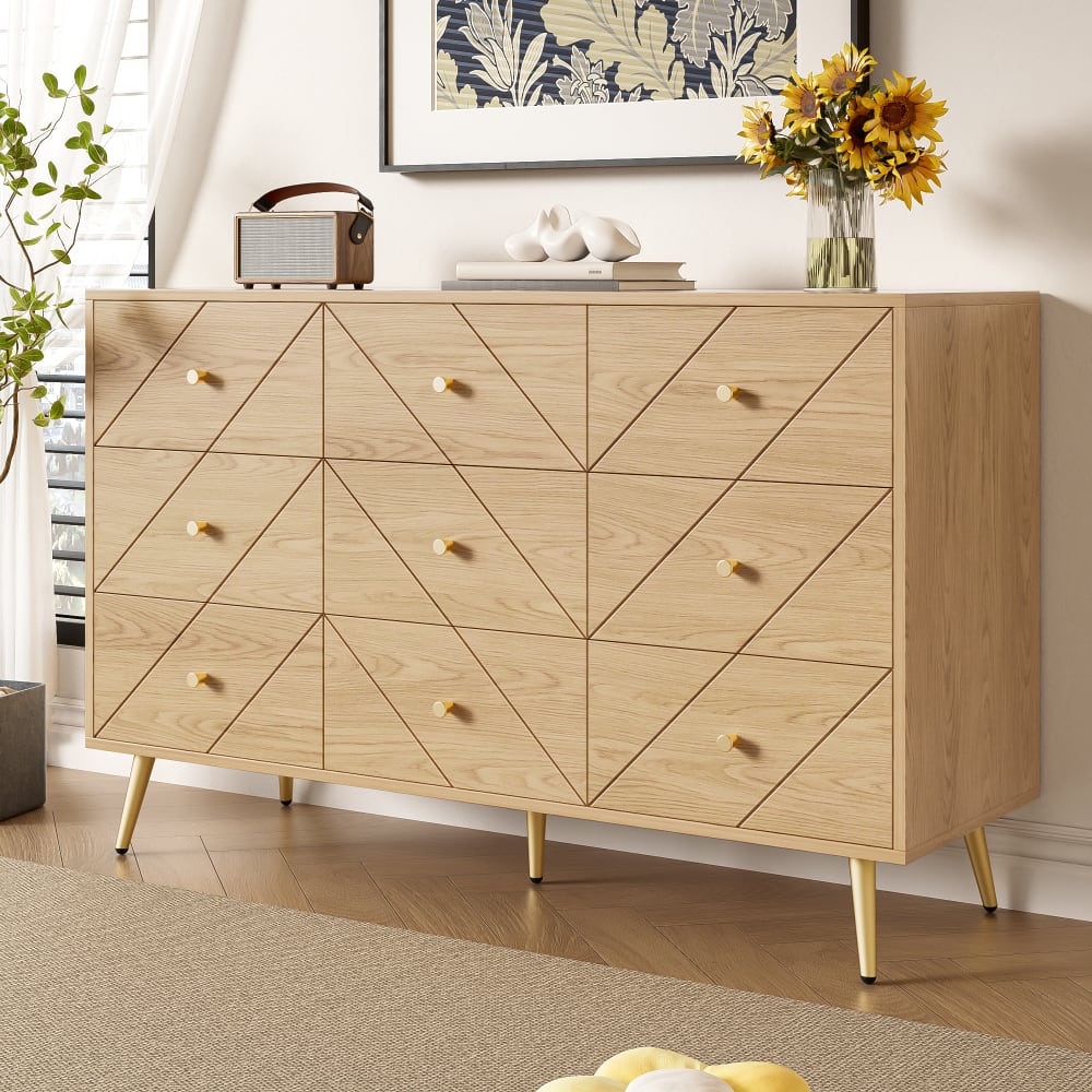 Détail du motif géométrique des tiroirs du buffet URBAN MEUBLE