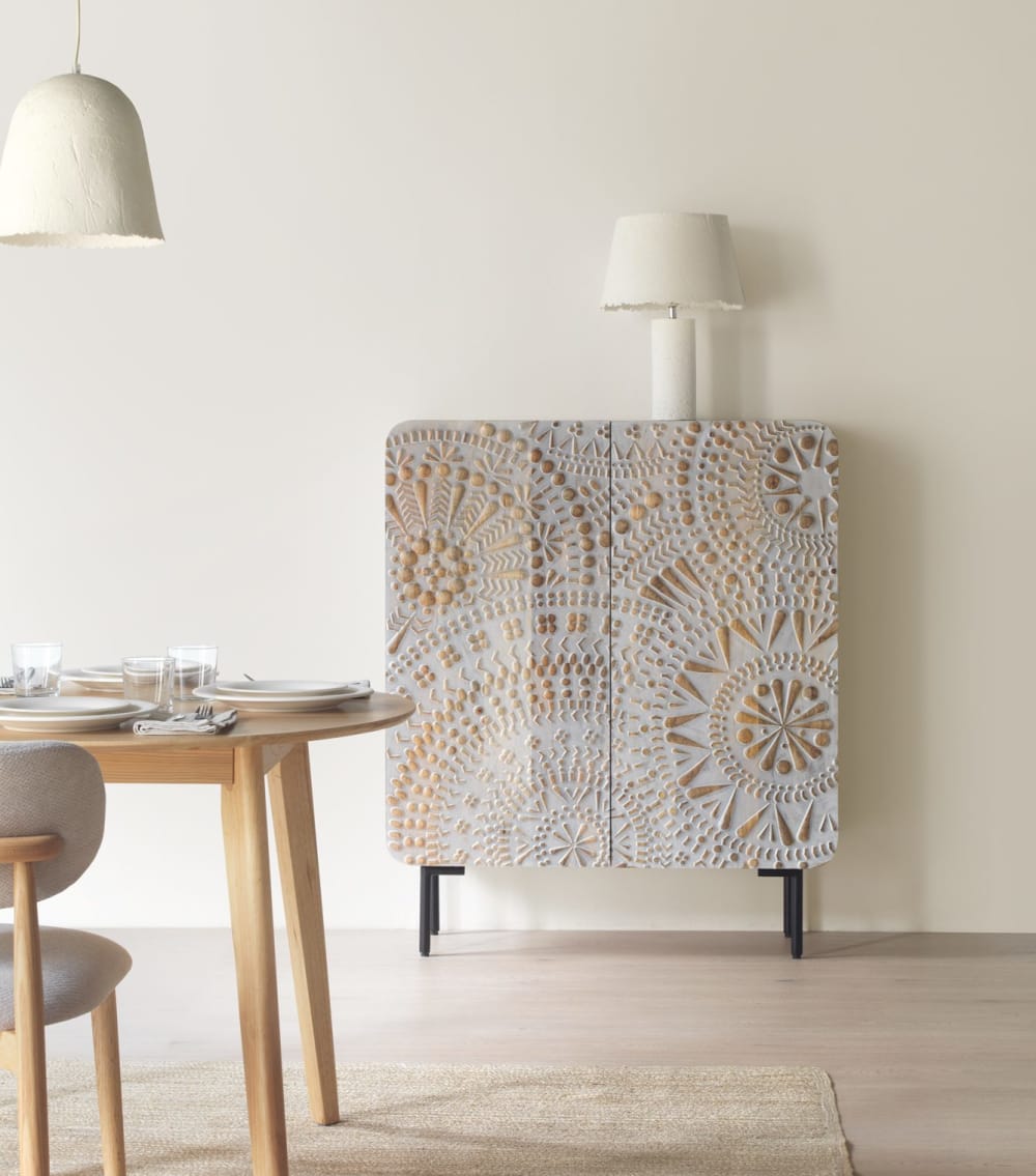 Détail de la patine grise du buffet GEESE HOME