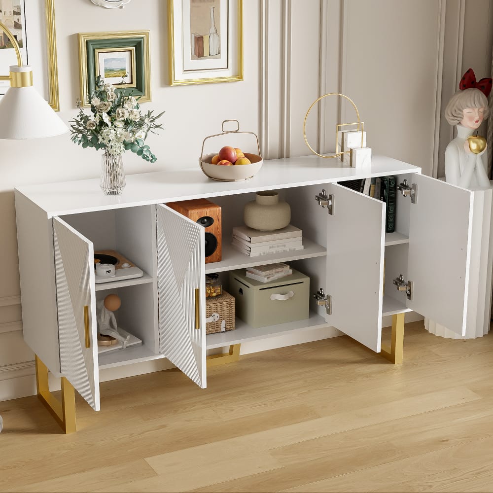 Buffet URBAN MEUBLE vu de trois quarts avec ses pieds dorés