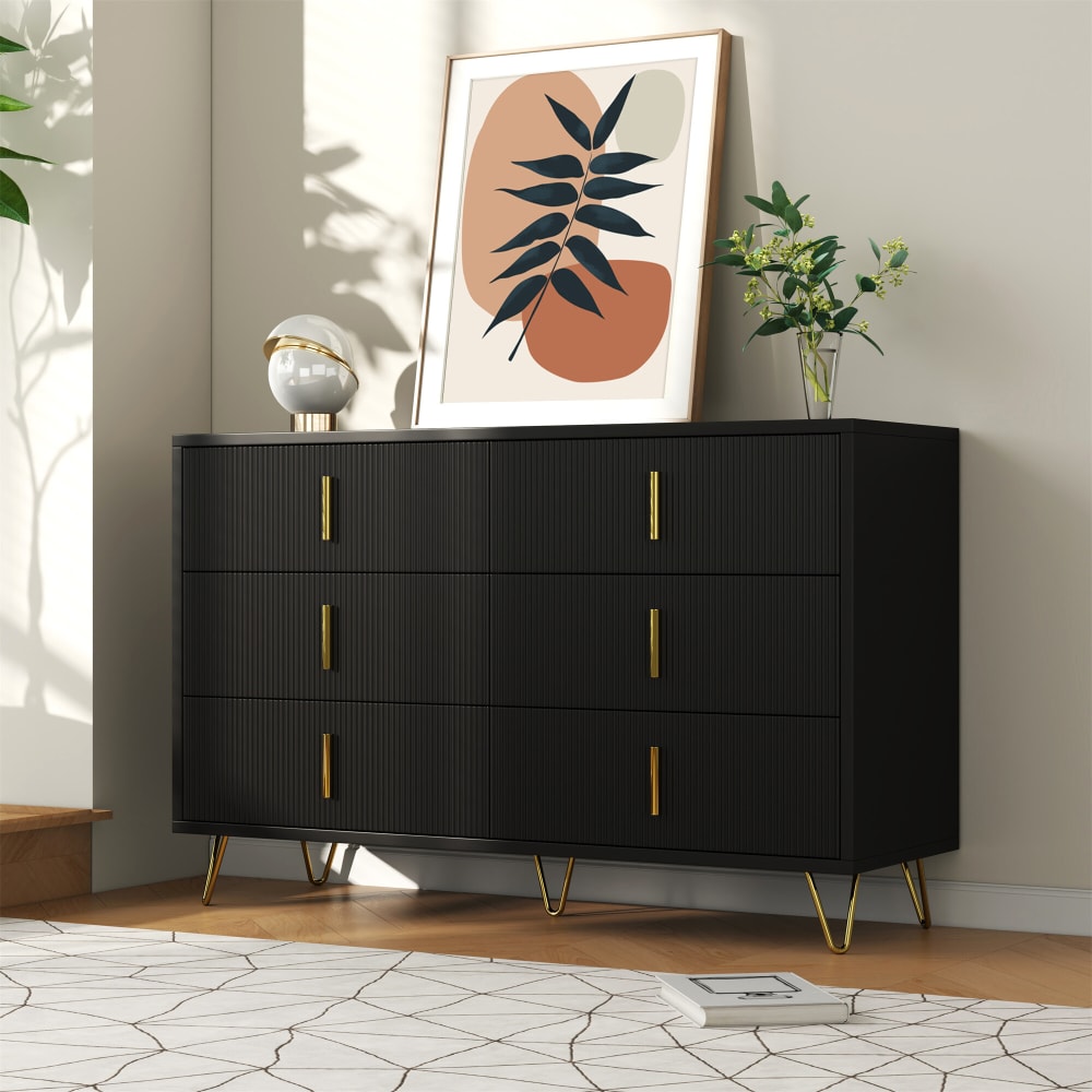 Détail des façades striées du buffet URBAN MEUBLE