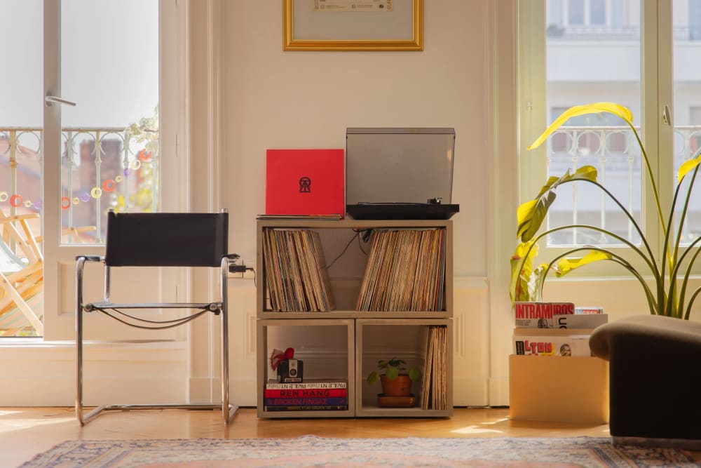 Buffet DICE en situation dans un salon